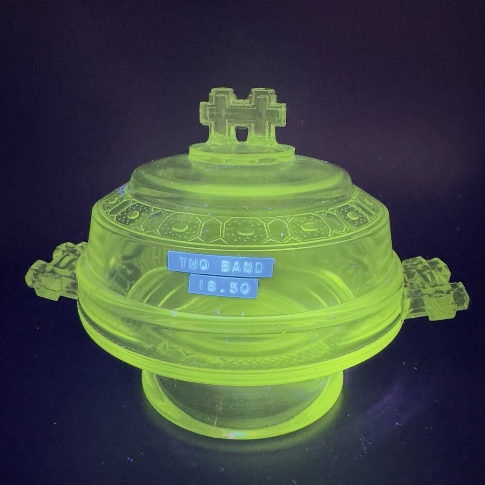 Antique Doyle And Co Two Band Clear Glass Canister Jar Container Manganese 365nm